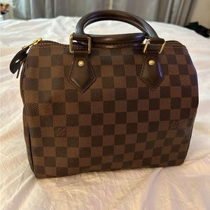 Louis Vuitton Speedy 25